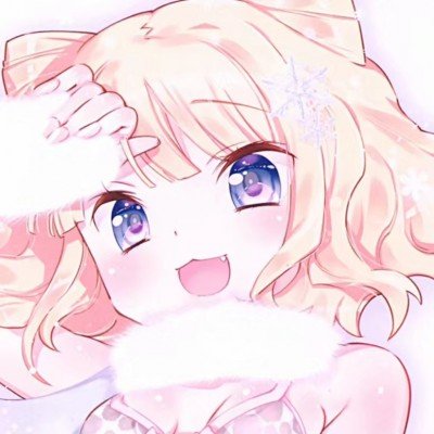 小孩大哭猫咪边哄边擦眼泪
